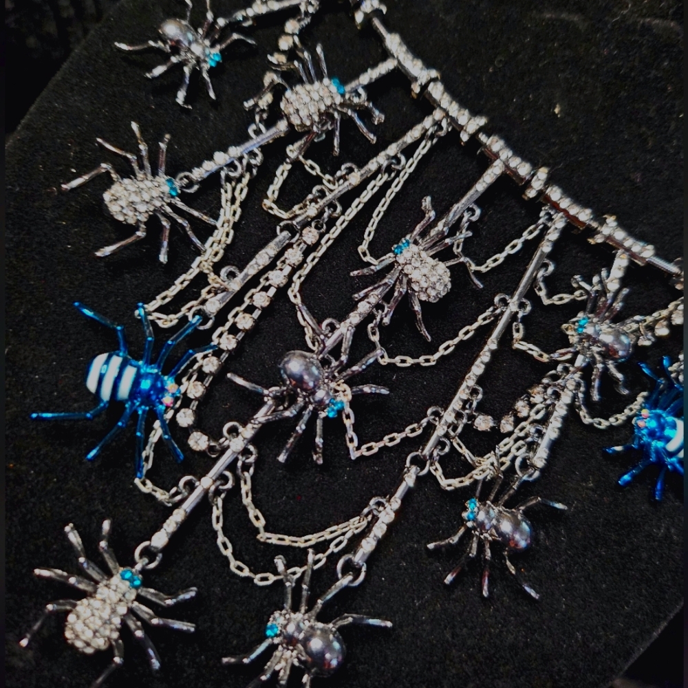 Betsey Johnson Spider Web Statement Necklace - image 4